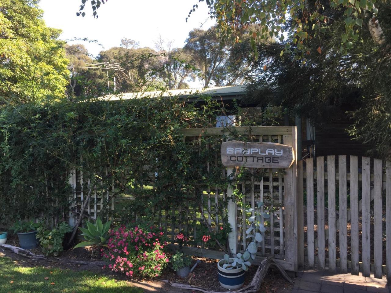 Bayplay Beach Cottage - Pet Friendly 퀸스클리프 외부 사진